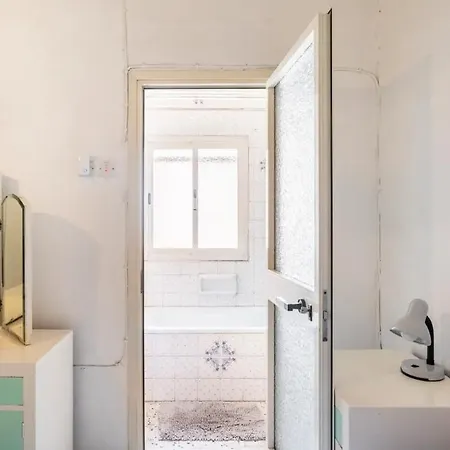 Town House - Private - Near Sea * Gzira